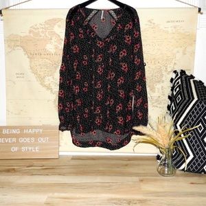 FREE PEOPLE LONG SLEEVE TUNIC SIZE SMALL